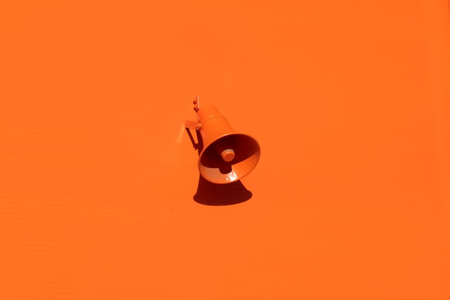 orange announcing speaker